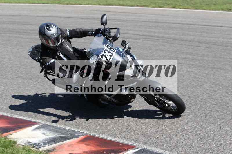 /43 08.08.2025 Discover the Bike ADR/Bike 1 gruen/236